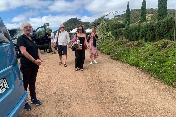 5 or 7 hour Far End of Waiheke Scenic Wine Tour in Electric Vans - Why the far end of Waiheke is worth your time