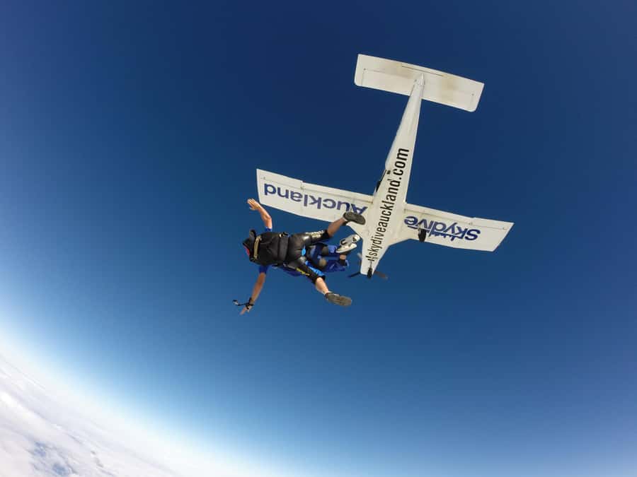 Auckland: 13000, 16000, or 18000-Foot Tandem Skydive - Weather, waiting, and practical limits