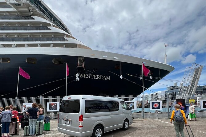 Auckland Airport Private Transfers in a Luxury Minibus - Who will get the most from this transfer?