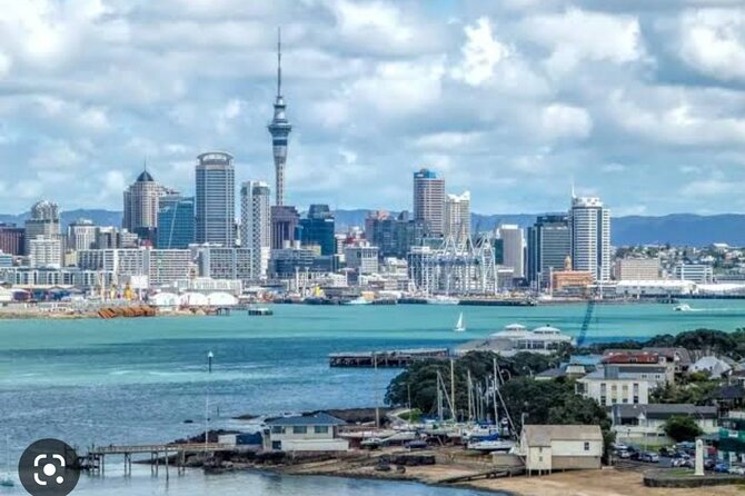 Auckland City Highlights Full Day Tour - Auckland Museum: the main indoor stop