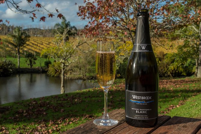 Auckland City Tour & Kumeu Wine Country Includes Wine Tastings & Lunch - Key details at a glance