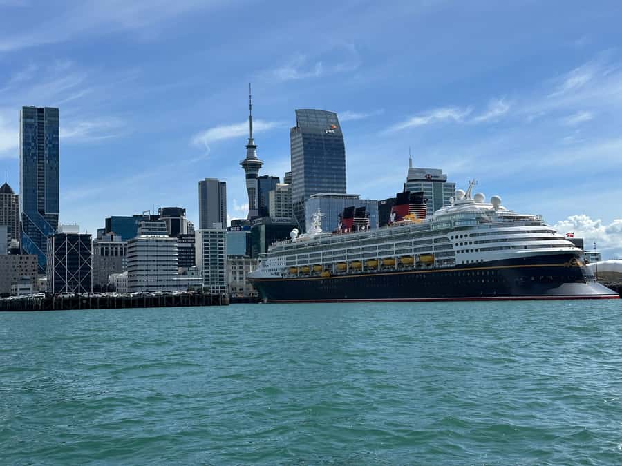 Auckland: GoGuided Auckland City Tour - Ponsonby, Victoria Park, and the city’s inner streets