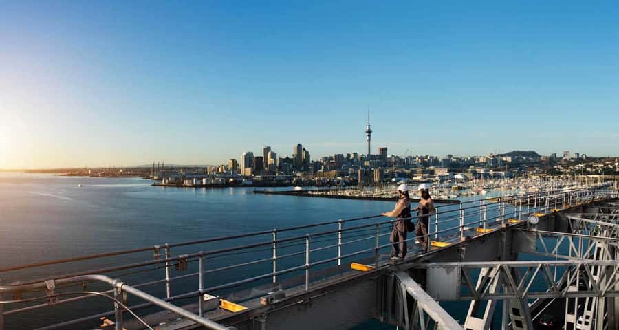 Auckland Harbor Bridge: Bridge Climb - Photos without carrying a camera