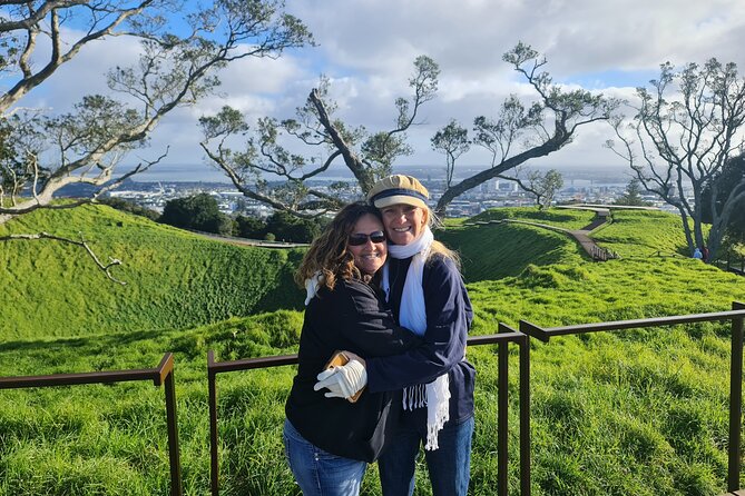 Auckland Hidden Gem Half Day Tour - Holy Trinity Cathedral and St. Mary Church