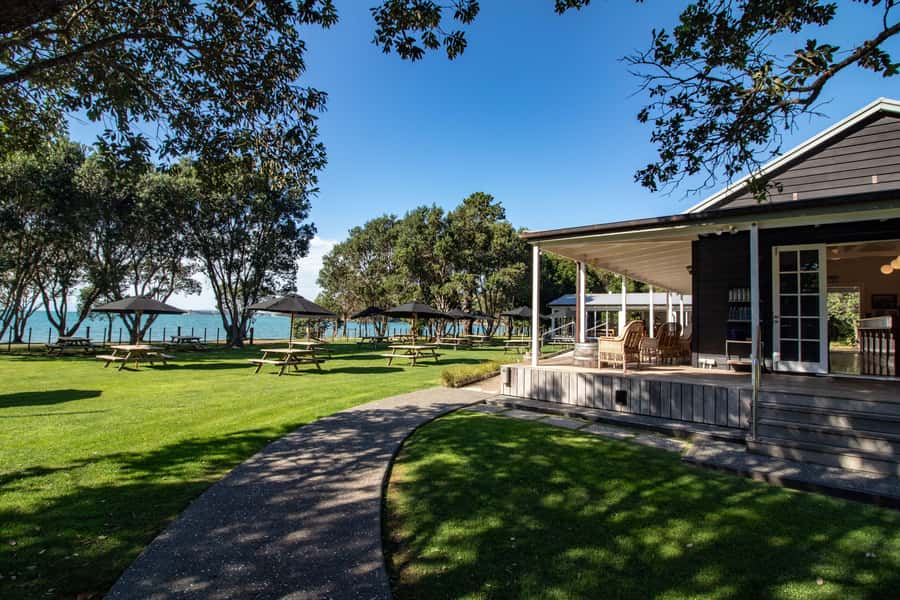 Auckland: Man O' War Vineyard Ferry (Waiheke Island) - Key points to know before booking