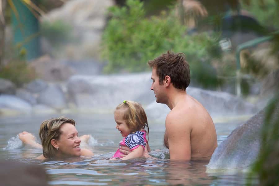 Auckland: Rotorua Highlights inc Wai-O-Tapu & Polynesian Spa - Why this tour works as an Auckland day trip