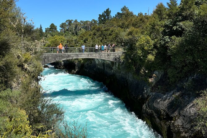 Auckland: Rotorua, Taupo, Waiotapu & Huka Falls Private Trip - Rotorua: more than a geothermal stop