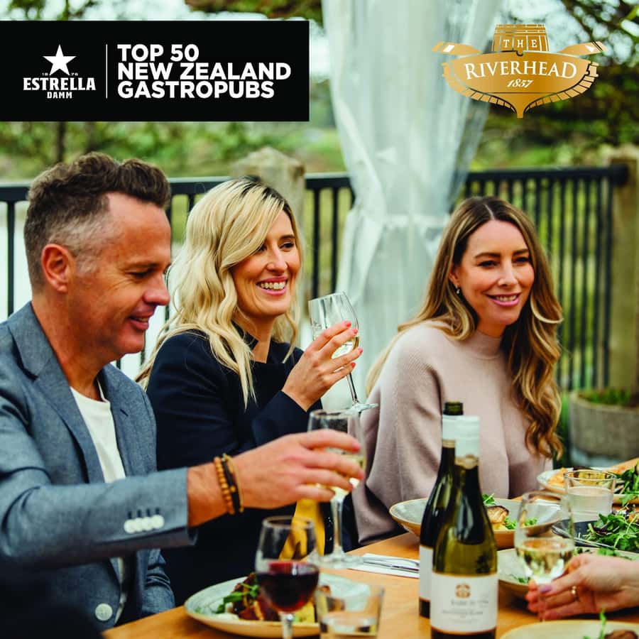 Auckland: Scenic Boat Cruise to the Riverhead Tavern - Two and a half hours at The Riverhead