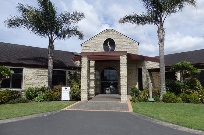 Auckland Scenic Day Tour Full-Day- 8 HOURS - Tamaki Drive, Mission Bay, and Achilles Point