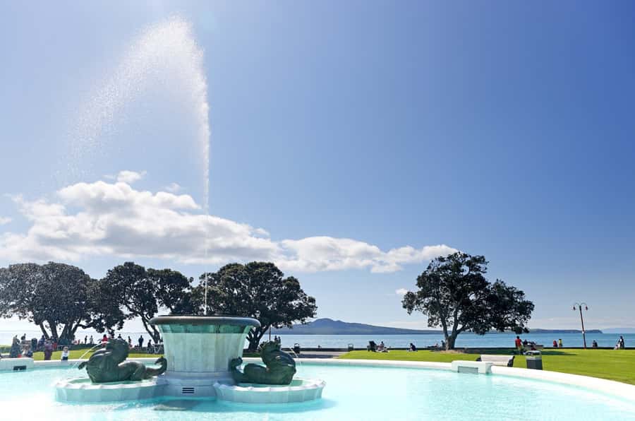 Auckland Scenic Half-Day City Sightseeing Tour - How much sightseeing fits into four hours