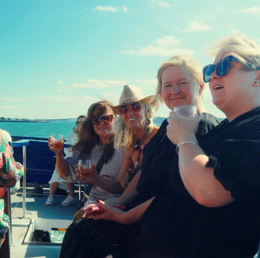 Auckland: Scenic Harbour Cruise with Live Commentary - The main hour: Auckland’s skyline from the bay