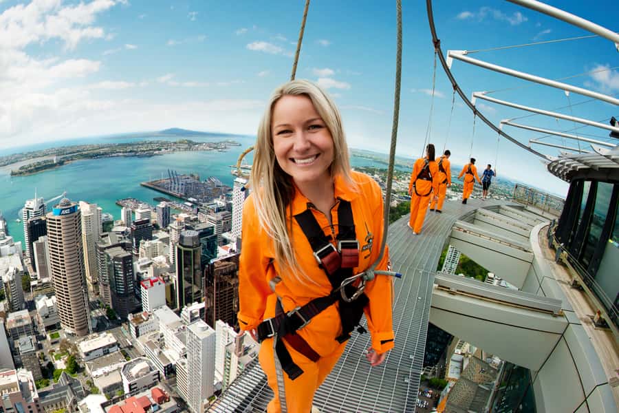 Auckland: Sky Tower SkyWalk - 192m High Edge Walk - Should You Book the SkyWalk?