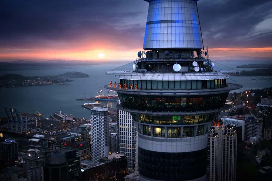 Auckland: SkyJump & SkyWalk Combo - Photos, videos, and the value of the package