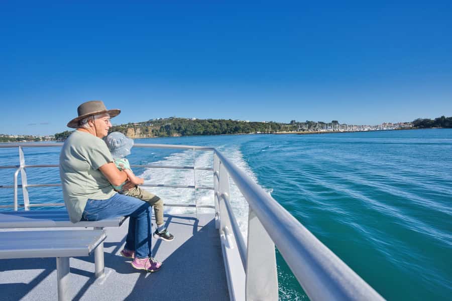 Auckland: Tiritiri Matangi Island Ferry - Beaches, swimming, and a quieter finish