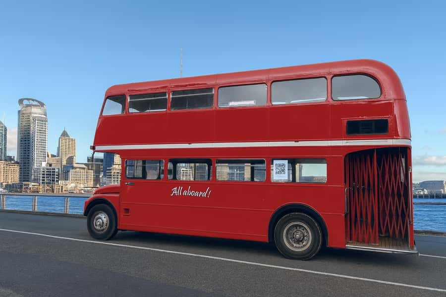 Auckland: Vintage Double-Decker Bus Sightseeing Tour - A classic bus with a practical Auckland route