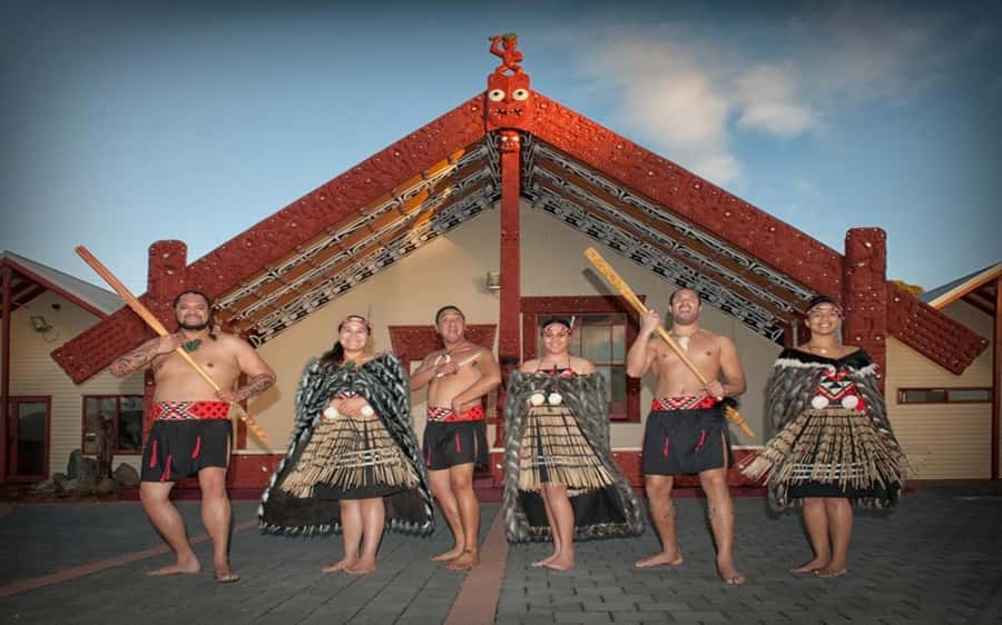 Auckland: Wai-O-Tapu, Maori Haka & Hot Springs Rotorua Tour - Key points to know before booking