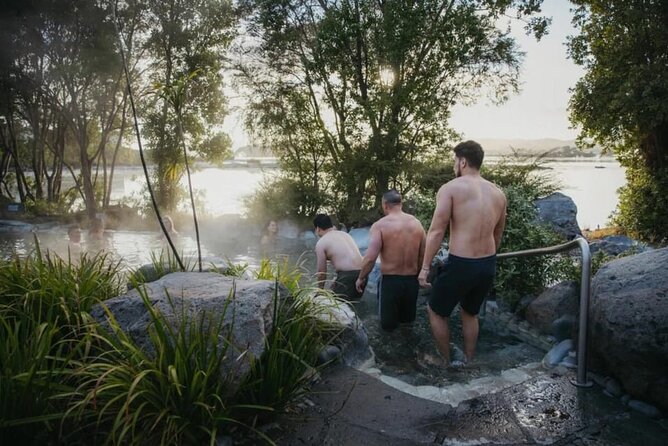 Auckland: Wai-O-Tapu, Polynesian Spa & Maori Haka Day Tour - Two hours at Polynesian Spa and the Deluxe Lake Spa