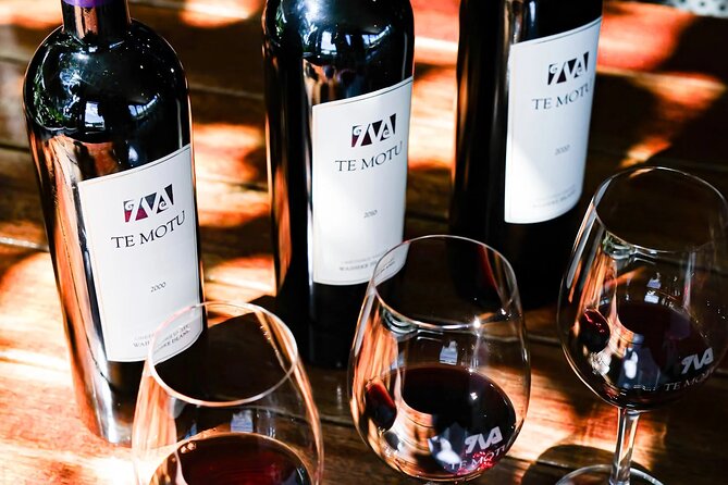 Boutique Waiheke Island Wine, Gin and Food Tour - What the small group changes