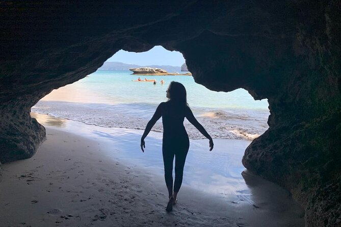 Cathedral Cove and Hot Water Beach Scenic Day Tour from Auckland - Weather and Changes to the Plan
