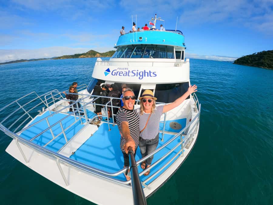 From Auckland: Full-Day Tour to the Bay of Islands - Lunch, comfort, and the return to Auckland