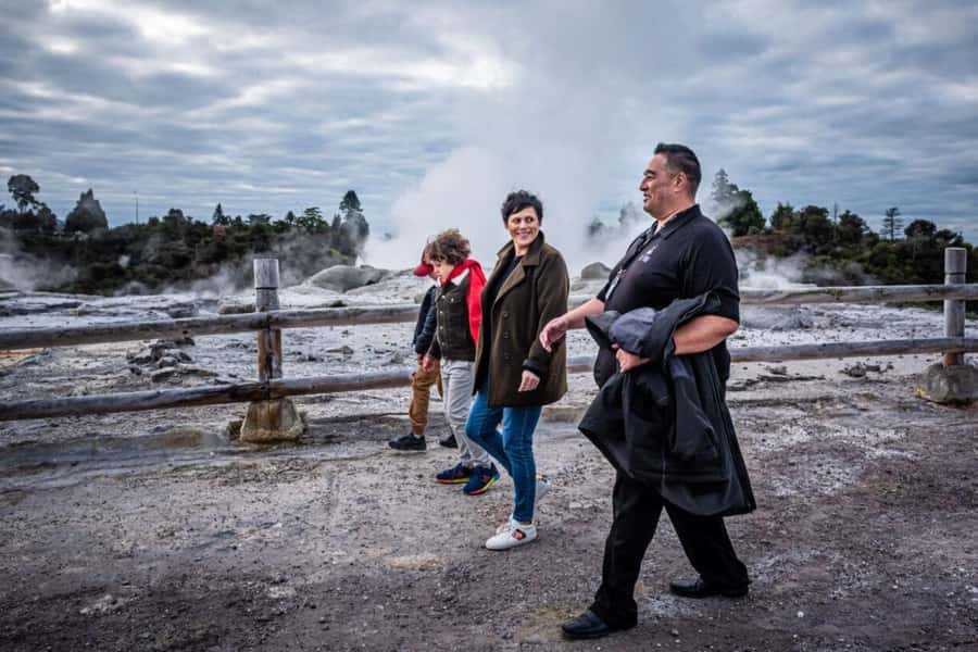 From Auckland: Rotorua Te Puia, Haka & Polynesian Spa Tour - Entering Te Puia’s geothermal valley