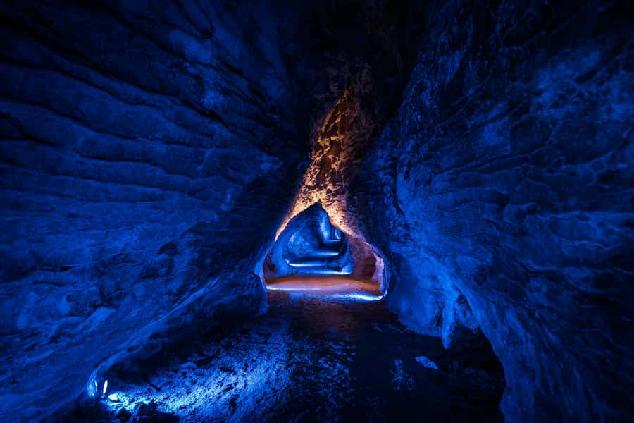 From Auckland: Waitomo Glowworm and Ruakuri Caves Day Tour - Should You Book the Waitomo and Ruakuri Combo?