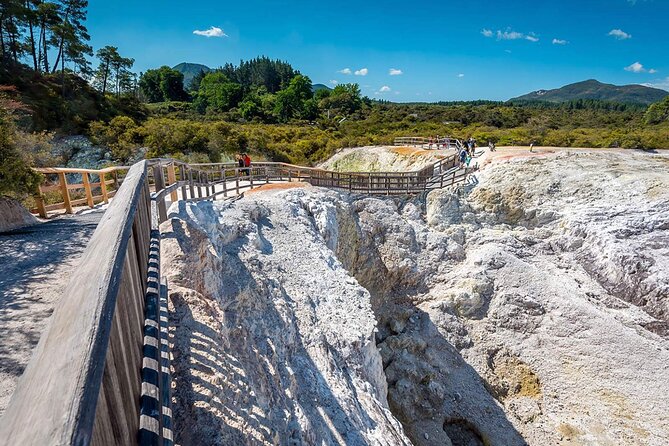 FULL DAY ROTORUA TOUR - Fully Customisable 13 hours Unlimited KMS - Adding Taupō without exhausting yourself