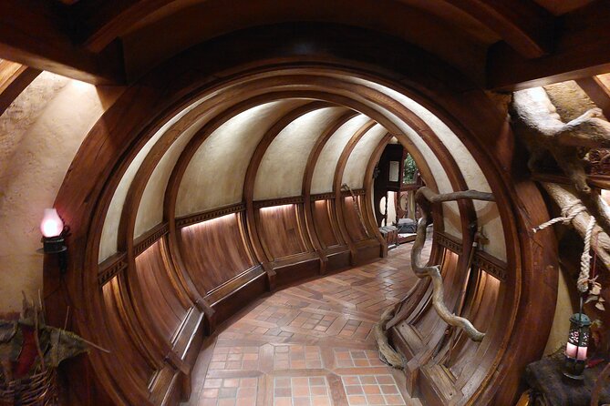 Hobbiton Afternoon Tour in Luxury Minibus from Auckland - Is $242.64 good value?