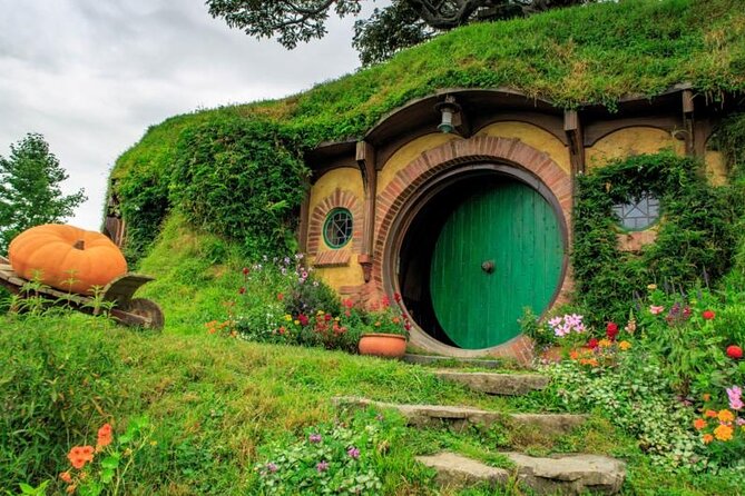 Hobbiton Movie Set Guided Tour small group from Auckland - Arriving at Hobbiton and joining the set tour