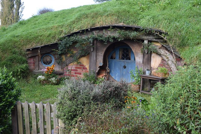 Hobbiton Movie Set Small Group Day Tour from Auckland - The return to Auckland and flexible surprise stops