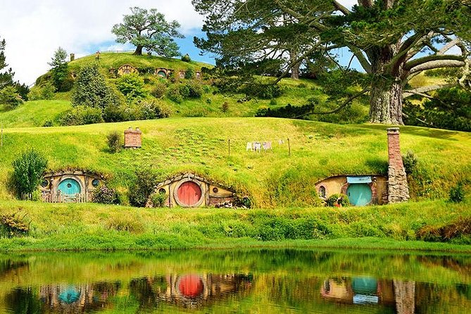 Hobbiton Movie Set Tour from Auckland - The Long Ride From Auckland to Matamata