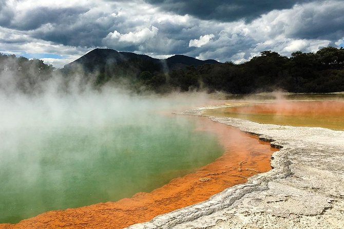 Hobbiton & Rotorua including Wai-O-Tapu - Small Group Tour from Auckland - The return to Auckland
