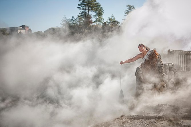 Hobbiton & Rotorua Living Māori Village Private Tour Ex-Auckland - Whakarewarewa and the geothermal heart of Rotorua