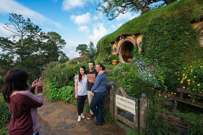 Hobbiton & Waitomo Caves Small-Group Tour W Lunch from Auckland - Hobbiton Movie Set: the day’s main event