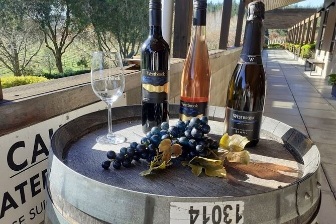 Kumeu Winery Boutique Tour with Gourmet Lunch from Auckland - Key points to know before booking