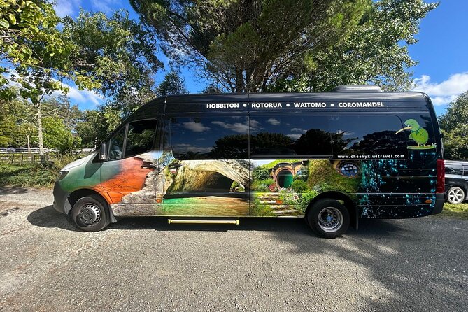 Premium Hobbiton Small Group Day Tour from Auckland - What to bring for a comfortable day