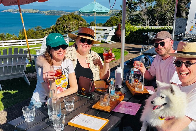Private Dog Friendly Wine Tour with your Local Guide - Fitness, weather, and dog-friendly practicalities