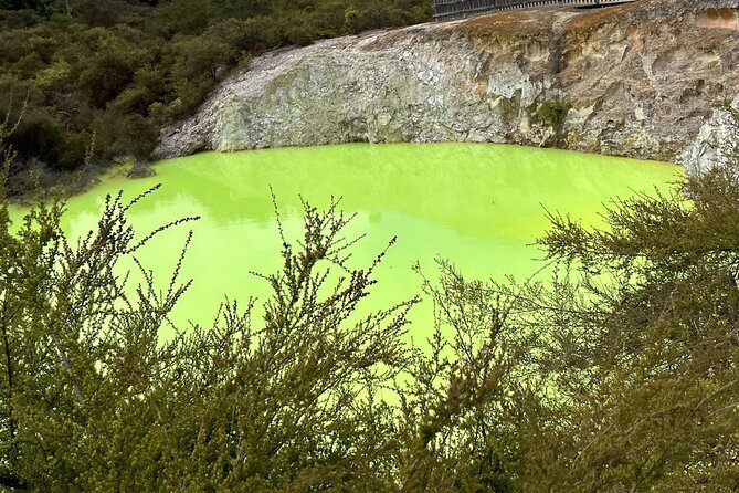 Private Driver Hire – Full-Day Touring-Auckland/Rotorua/Hamilton - Taupo, Huka Falls, and the volcanic center