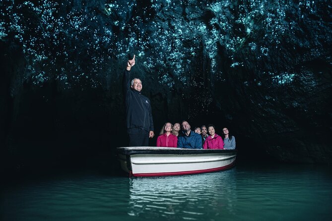 Private Hobbiton & Waitomo Caves Transfer from Auckland - Why this private Auckland day trip works