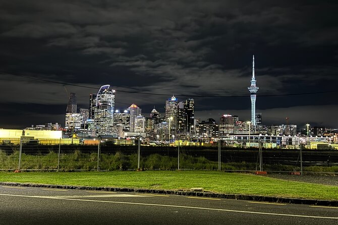 Private Night Tour of Auckland, Sky Tower Bar, Bridge & Museum - How the Timing Works