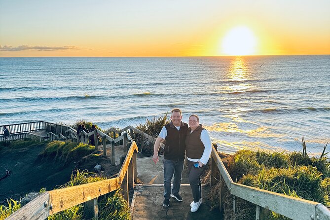 [PRIVATE] SUNSET. Wine. Hot Pool. Dinner - Wine and New Zealand history at Hunting Lodge