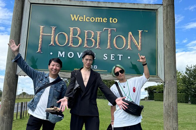 Private The Hobbiton Tour - Auckland Tour House - What the private format changes