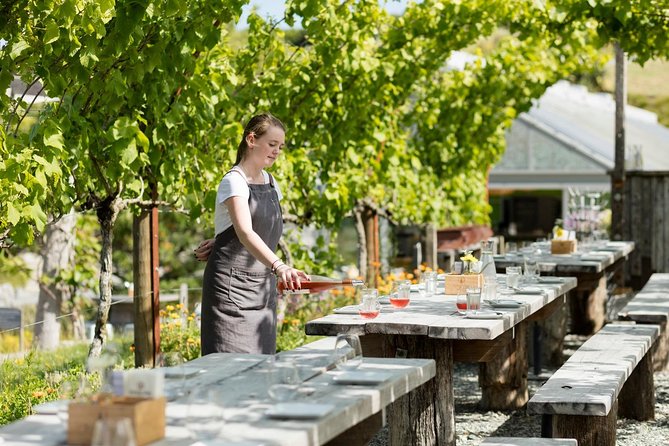 Private tour - Matakana Art & Wine Village - Chocolate tasting in Warkworth