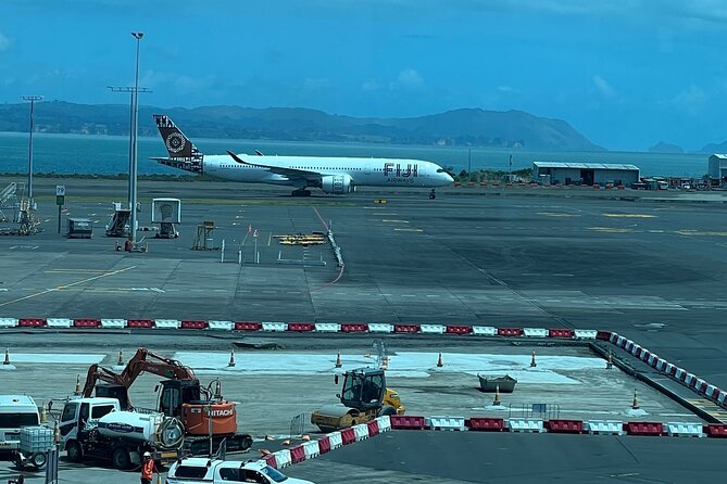Private Transfer From Auckland Airport To Rotorua - Finding your driver inside Auckland Airport