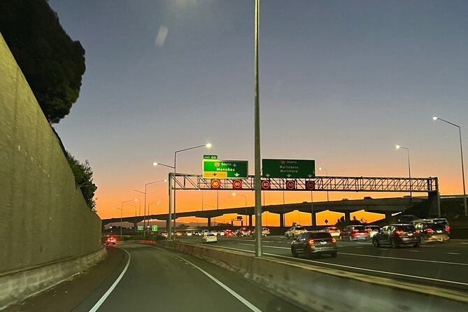 Private Transfer From Auckland City To Auckland Airport - A calm final ride through Auckland