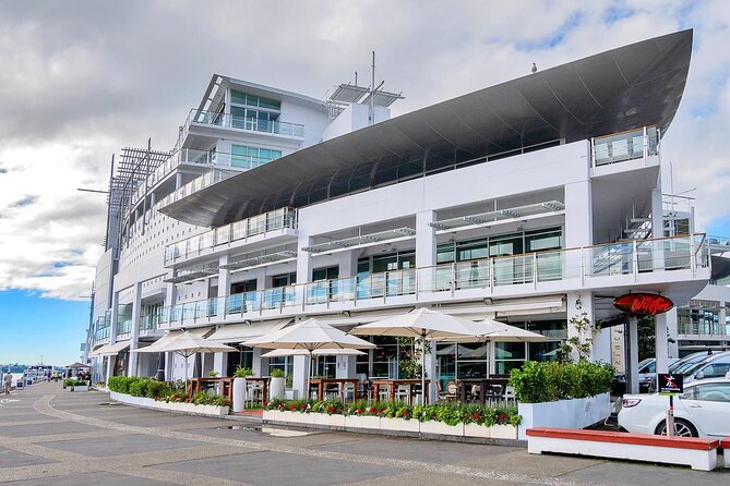 Private Transfer From Cruise Ship To Auckland Airport - Leaving Auckland by private car