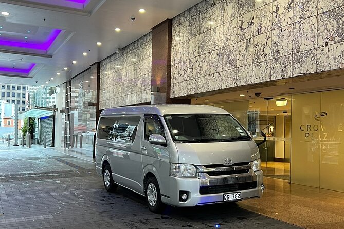 Private Transfer From Cruise Ship To Auckland Airport - Finding your driver at Princess Wharf or Queens Wharf