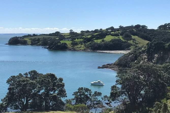 Private Waiheke Food & Wine Tour - Olive oil, honey, and herbs add welcome variety