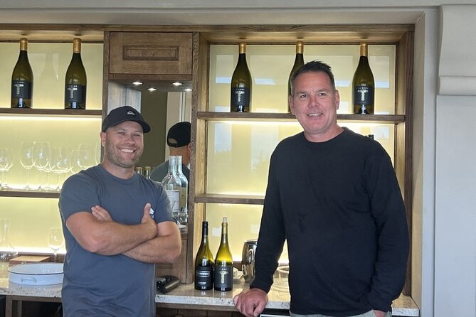 Private Waiheke Food & Wine Tour - What the private guide adds