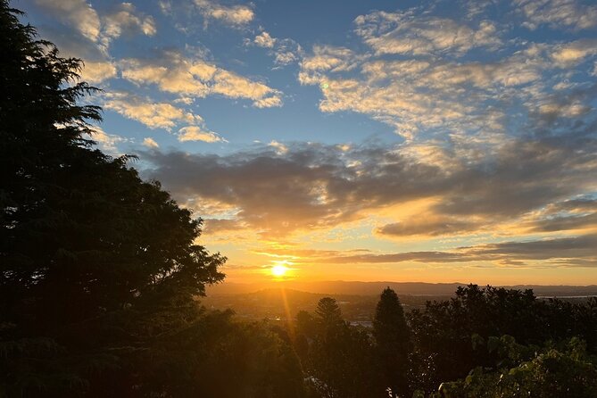 Romantic Auckland Sunset tour with Winery & Thermal pool - A six-hour escape from Auckland